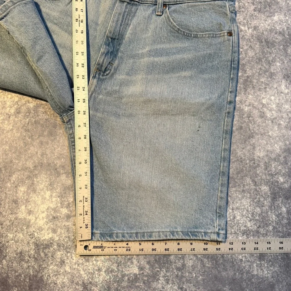 Vintage Wrangler Mens‎ Relaxed Fit Denim Jean Shorts Light Wash Size 36 Jorts
